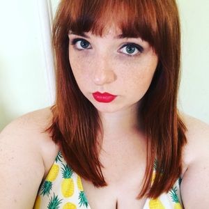 Meet your Posher, Ema